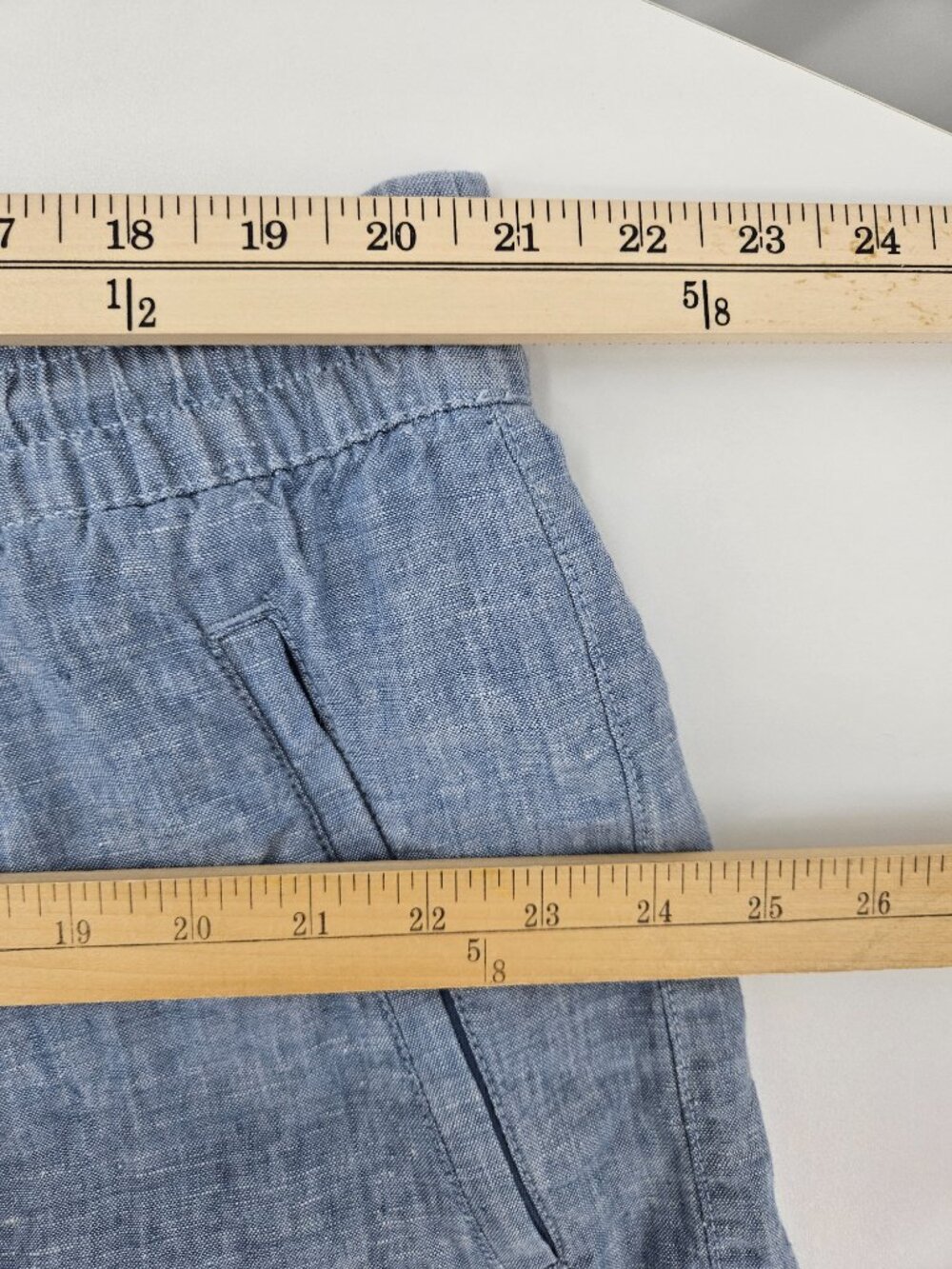 Athleta Retreat Linen 4" Shorts Chambray Wash Blue Women's Size 22 Mid Rise - Picture 11 of 13